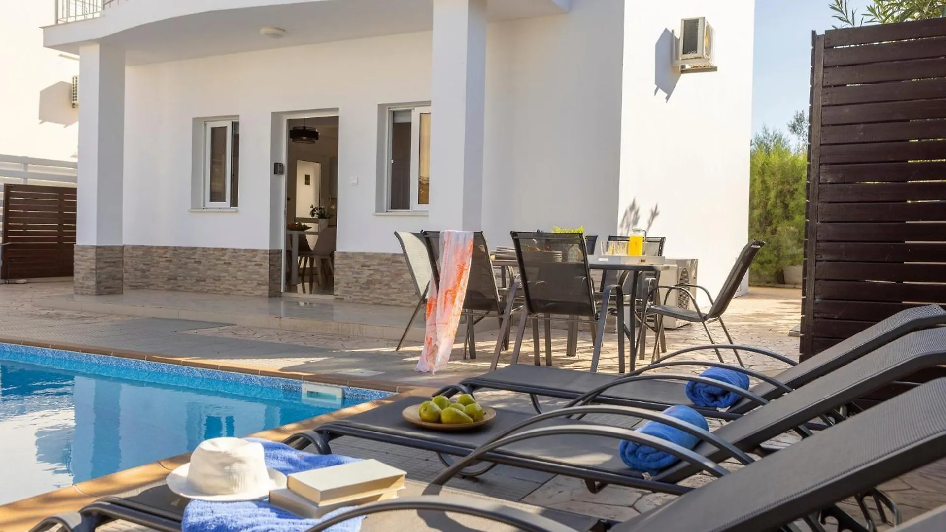 Villa Papantonia 21 Protaras 0*,  Kıbrıs